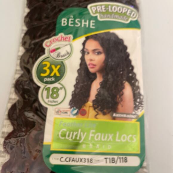feather lite curly faux locs Braid T1B / 118 ombré black red Pre Looped 18 inch - Picture 4 of 5